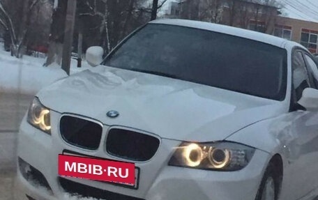 BMW 3 серия, 2011 год, 850 000 рублей, 10 фотография