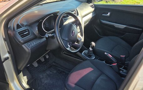 KIA Rio III рестайлинг, 2015 год, 880 000 рублей, 4 фотография