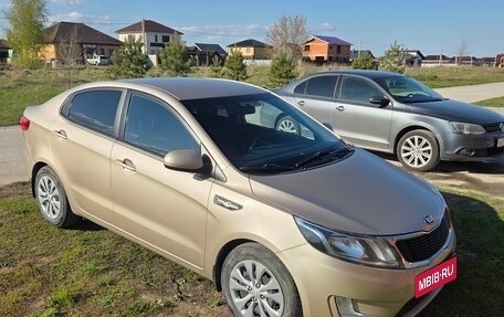 KIA Rio III рестайлинг, 2015 год, 880 000 рублей, 9 фотография