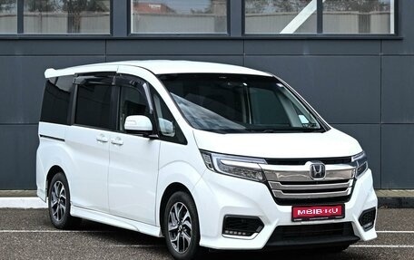 Honda Stepwgn IV рестайлинг, 2020 год, 2 439 000 рублей, 1 фотография