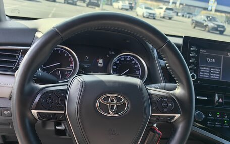 Toyota Camry, 2021 год, 2 800 000 рублей, 11 фотография