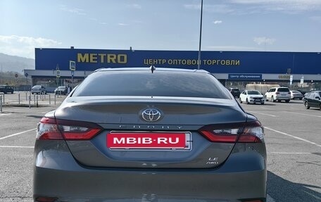 Toyota Camry, 2021 год, 2 800 000 рублей, 7 фотография