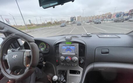 Hyundai Grand Starex Grand Starex I рестайлинг 2, 2012 год, 1 700 000 рублей, 12 фотография