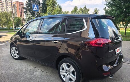 Opel Zafira C рестайлинг, 2013 год, 820 000 рублей, 13 фотография