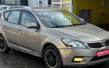KIA cee'd I рестайлинг, 2010 год, 430 000 рублей, 2 фотография