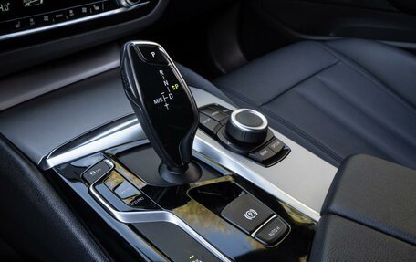 BMW 5 серия, 2019 год, 3 600 000 рублей, 22 фотография