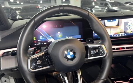 BMW 5 серия, 2023 год, 7 000 000 рублей, 6 фотография