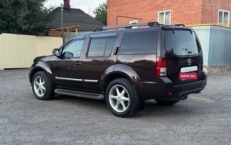 Nissan Pathfinder, 2011 год, 1 220 000 рублей, 2 фотография