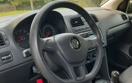 Volkswagen Polo VI (EU Market), 2017 год, 1 300 000 рублей, 10 фотография