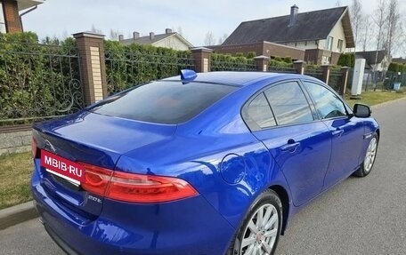 Jaguar XE I рестайлинг, 2017 год, 1 400 000 рублей, 8 фотография