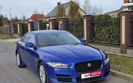 Jaguar XE I рестайлинг, 2017 год, 1 400 000 рублей, 5 фотография