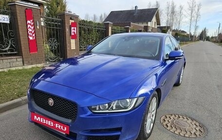 Jaguar XE I рестайлинг, 2017 год, 1 400 000 рублей, 3 фотография