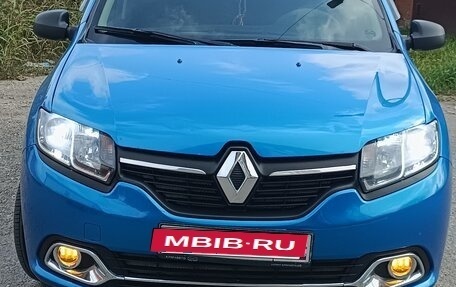 Renault Logan II, 2015 год, 638 000 рублей, 4 фотография