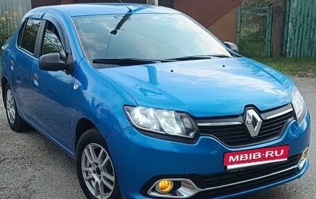 Renault Logan II, 2015 год, 638 000 рублей, 17 фотография