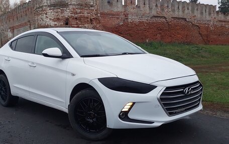 Hyundai Elantra VI, 2018 год, 1 200 000 рублей, 2 фотография
