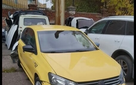 Volkswagen Polo VI (EU Market), 2019 год, 380 000 рублей, 14 фотография
