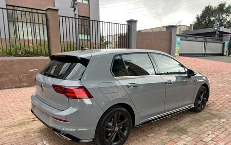 Volkswagen Golf VIII, 2023 год, 1 915 005 рублей, 3 фотография