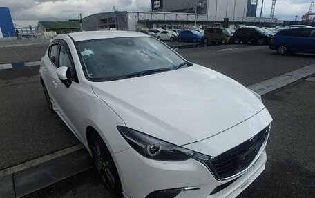 Mazda Axela, 2017 год, 1 000 000 рублей, 4 фотография