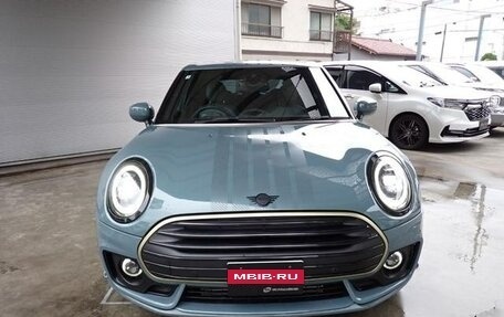 MINI Clubman, 2022 год, 1 500 000 рублей, 3 фотография