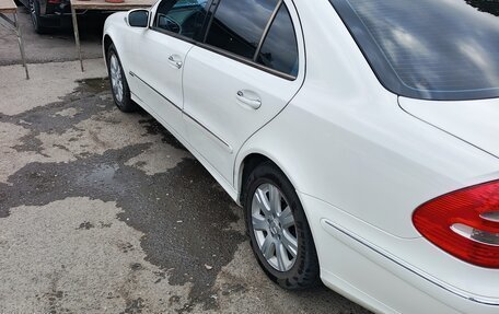 Mercedes-Benz E-Класс, 2005 год, 1 000 000 рублей, 2 фотография