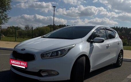 KIA cee'd III, 2013 год, 1 230 000 рублей, 2 фотография