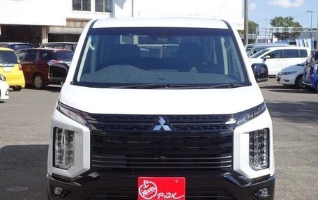 Mitsubishi Delica D:5 I, 2023 год, 2 690 000 рублей, 2 фотография