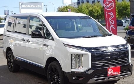 Mitsubishi Delica D:5 I, 2023 год, 2 690 000 рублей, 3 фотография