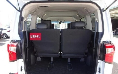 Mitsubishi Delica D:5 I, 2023 год, 2 690 000 рублей, 18 фотография