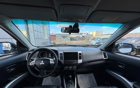 Mitsubishi Outlander III рестайлинг 3, 2011 год, 1 097 000 рублей, 8 фотография