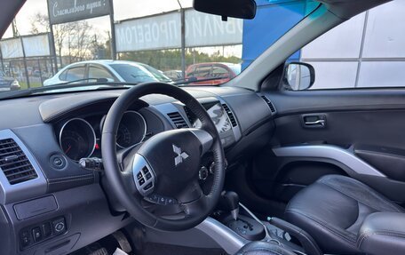 Mitsubishi Outlander III рестайлинг 3, 2011 год, 1 097 000 рублей, 9 фотография