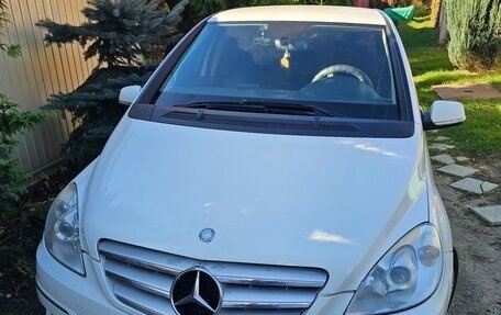Mercedes-Benz B-Класс, 2010 год, 720 000 рублей, 3 фотография