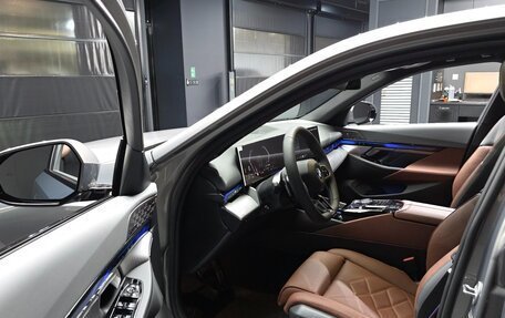 BMW 5 серия, 2025 год, 6 000 000 рублей, 9 фотография