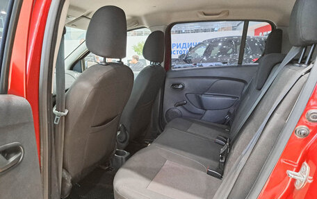 Renault Sandero II рестайлинг, 2019 год, 950 000 рублей, 15 фотография