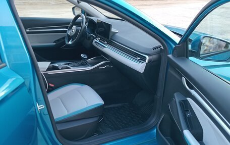 Geely Emgrand, 2023 год, 1 800 000 рублей, 13 фотография