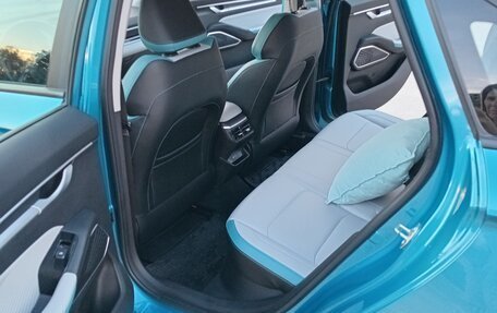 Geely Emgrand, 2023 год, 1 800 000 рублей, 14 фотография