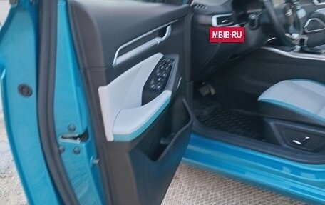 Geely Emgrand, 2023 год, 1 800 000 рублей, 17 фотография