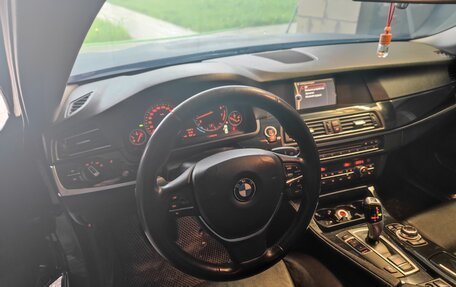 BMW 5 серия, 2012 год, 1 800 000 рублей, 7 фотография