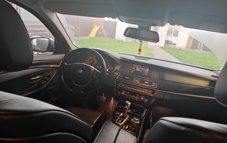 BMW 5 серия, 2012 год, 1 800 000 рублей, 8 фотография