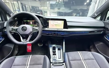 Volkswagen Golf VIII, 2022 год, 1 570 000 рублей, 8 фотография