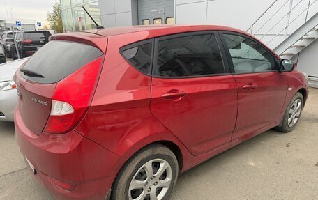 Hyundai Solaris II рестайлинг, 2012 год, 695 000 рублей, 2 фотография