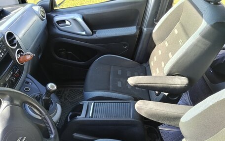 Citroen Berlingo II рестайлинг, 2010 год, 890 000 рублей, 23 фотография