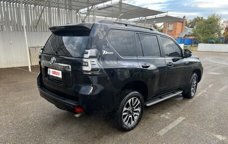 Toyota Land Cruiser Prado 150 рестайлинг, 2021 год, 7 000 000 рублей, 11 фотография