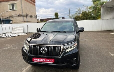 Toyota Land Cruiser Prado 150 рестайлинг, 2021 год, 7 000 000 рублей, 13 фотография