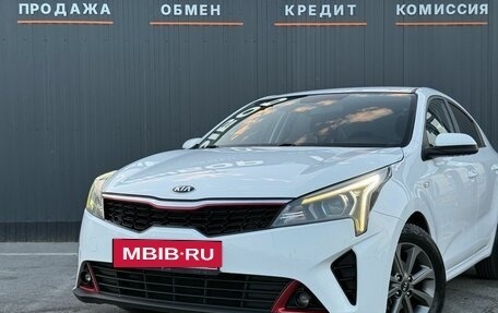 KIA Rio IV, 2021 год, 1 630 000 рублей, 6 фотография
