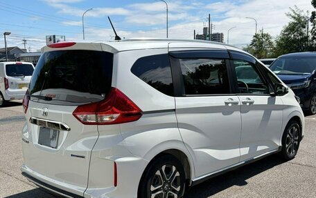Honda Freed II, 2021 год, 1 810 000 рублей, 6 фотография
