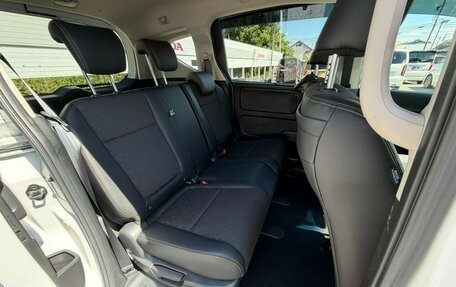 Honda Freed II, 2021 год, 1 810 000 рублей, 22 фотография