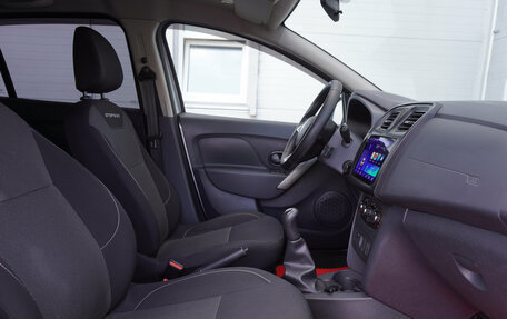 Renault Sandero II рестайлинг, 2019 год, 1 264 000 рублей, 18 фотография