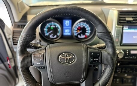 Toyota Land Cruiser Prado 150 рестайлинг, 2011 год, 2 695 000 рублей, 14 фотография