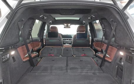 BMW X7, 2021 год, 10 900 000 рублей, 10 фотография