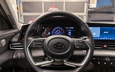 Hyundai Elantra, 2023 год, 1 750 000 рублей, 6 фотография